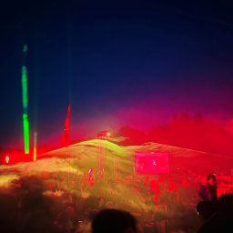 2026 - party - 00105